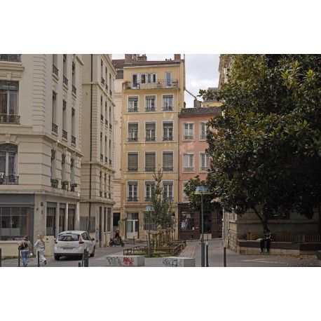 Rue Taos Amrouche