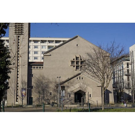 Parvis Louisa Siefert