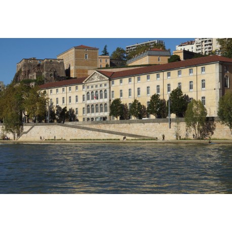 Rives de Saône quai Saint Vincent