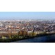 Sous vos pieds, la Saône et le quartier d'Ainay, cherchez la basilique bien cachée au milieu des maisons.